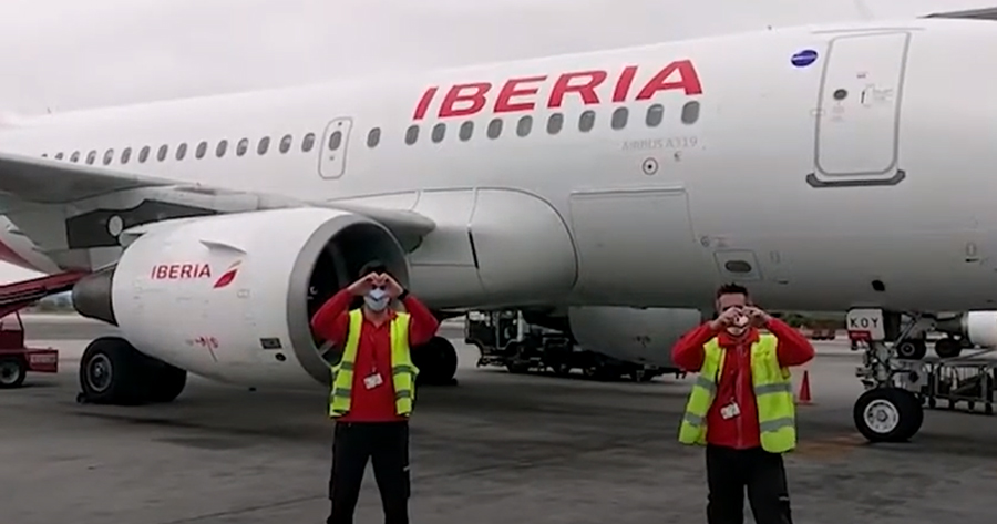 El Corredor Aéreo Sanitario trae en su séptimo envío 800.000 mascarillas y 500.000 guantes de protección